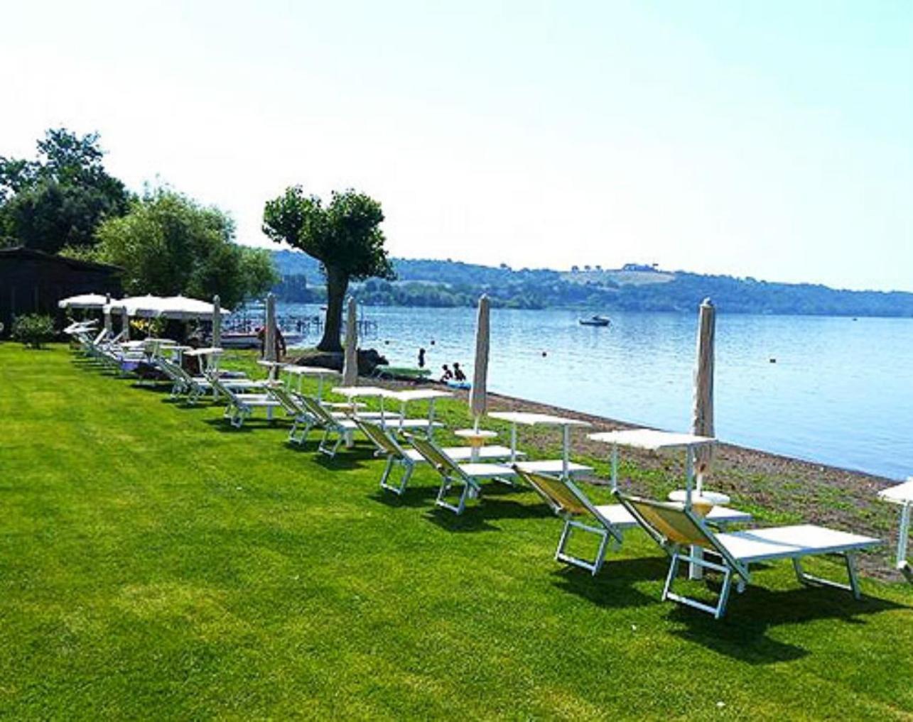 Casa Paolina Nel Centro Di Bracciano Villa Exteriör bild